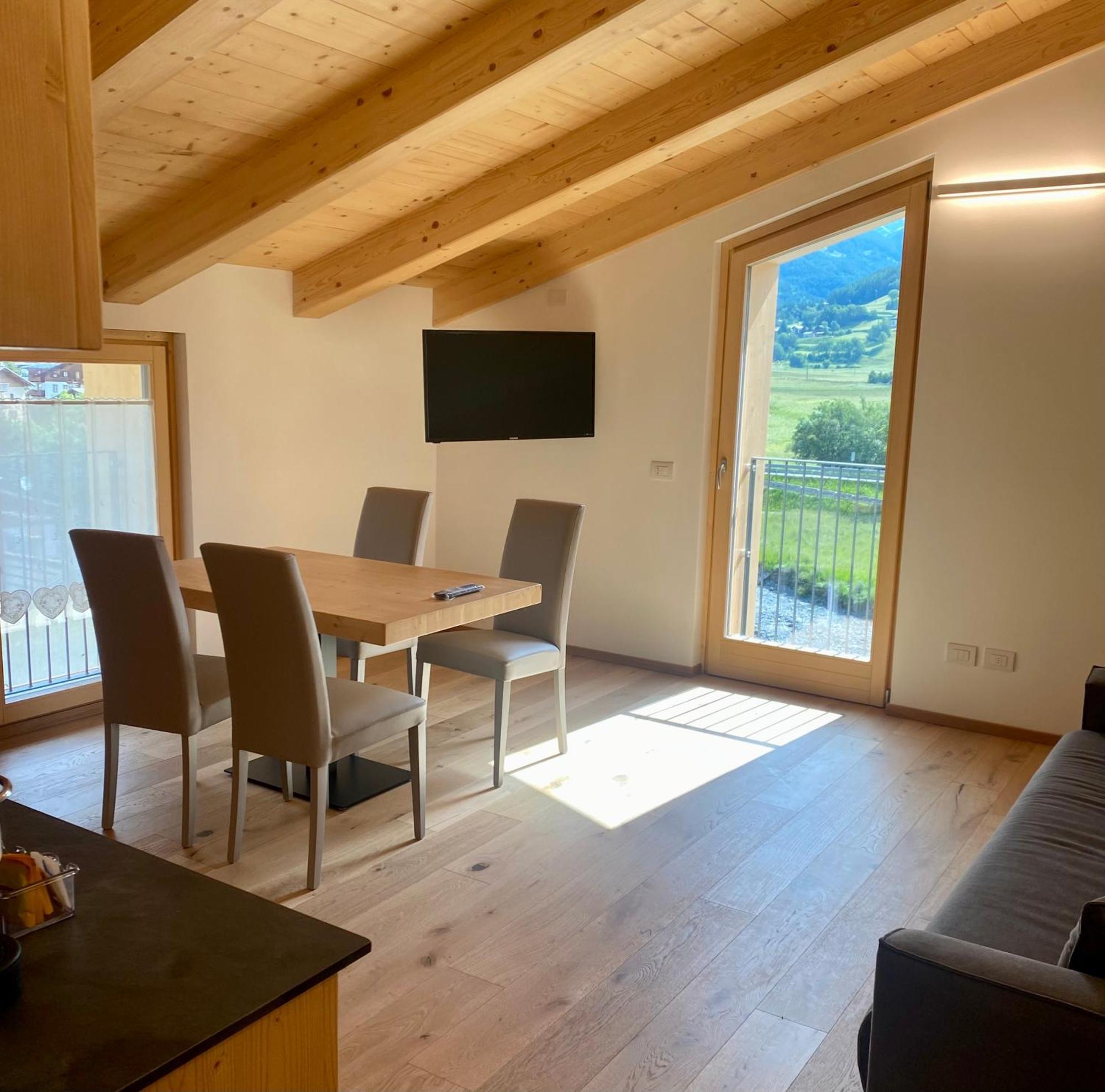 Alpinebike Appartement Santa Lucia  Buitenkant foto